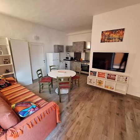 Casa Elisa Due Passi Dalla Torre Pendente Pisa Bagian luar foto