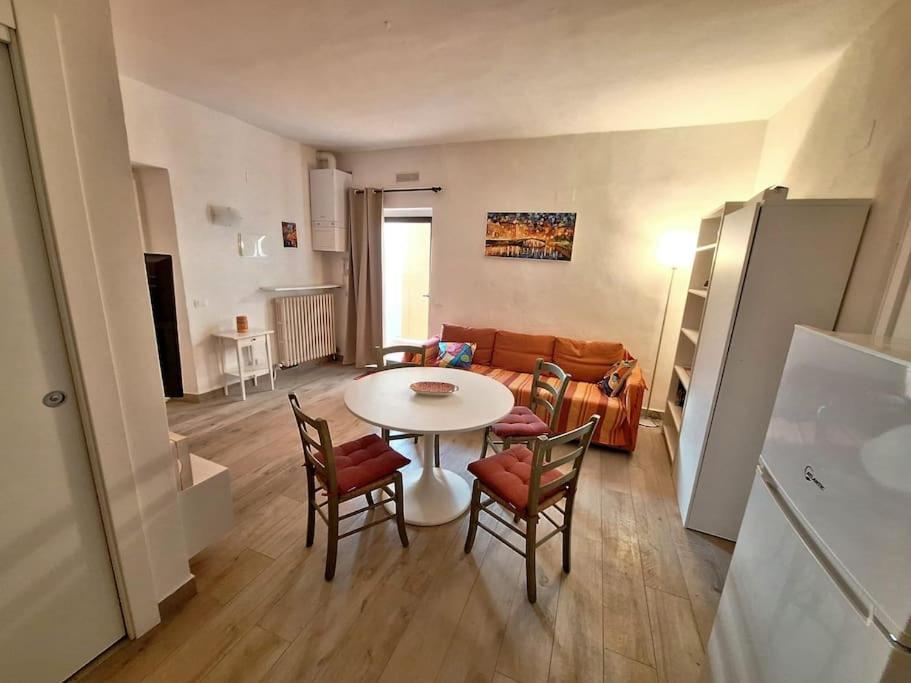 Casa Elisa Due Passi Dalla Torre Pendente Pisa Bagian luar foto