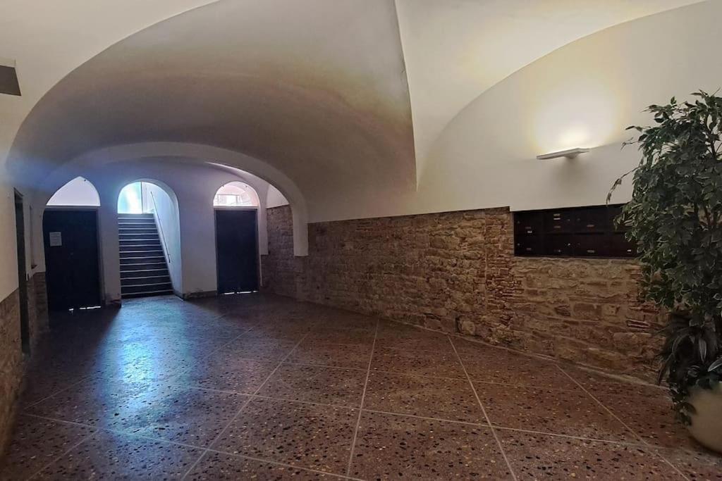 Casa Elisa Due Passi Dalla Torre Pendente Pisa Bagian luar foto